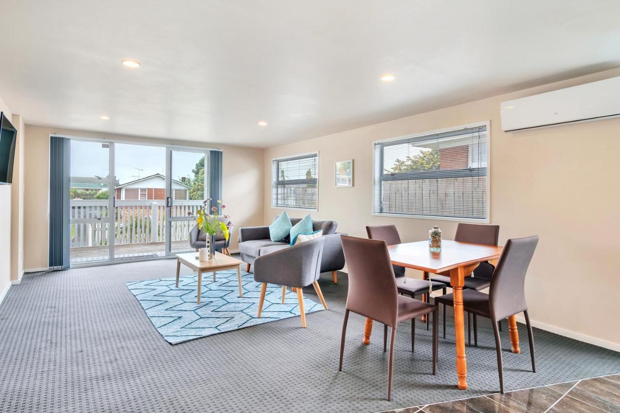 Sunny Side Getaway With Parking And Aircon Villa Auckland Exteriör bild