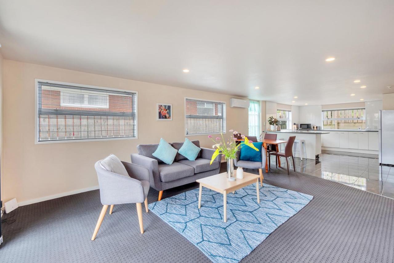 Sunny Side Getaway With Parking And Aircon Villa Auckland Exteriör bild