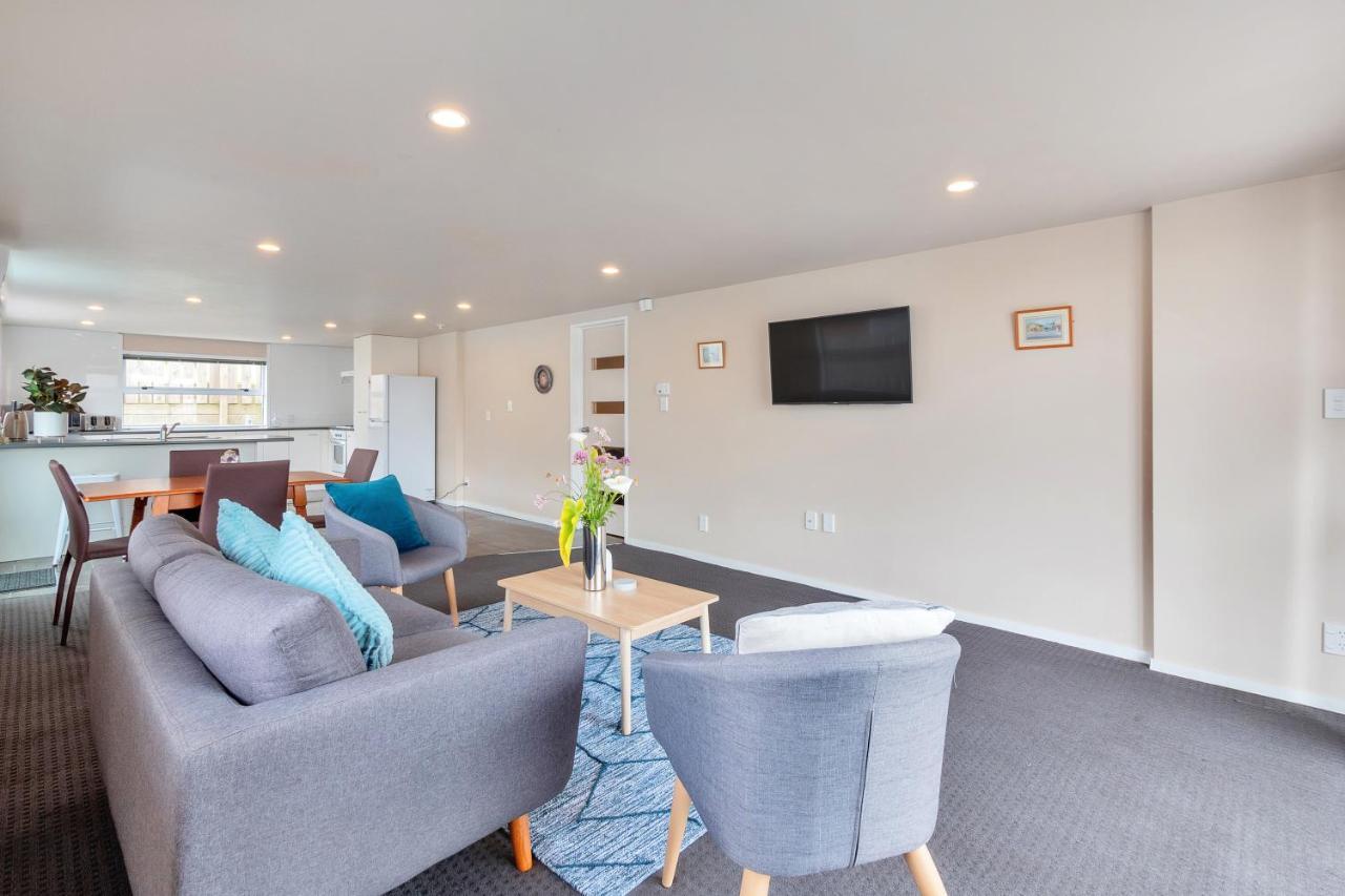 Sunny Side Getaway With Parking And Aircon Villa Auckland Exteriör bild