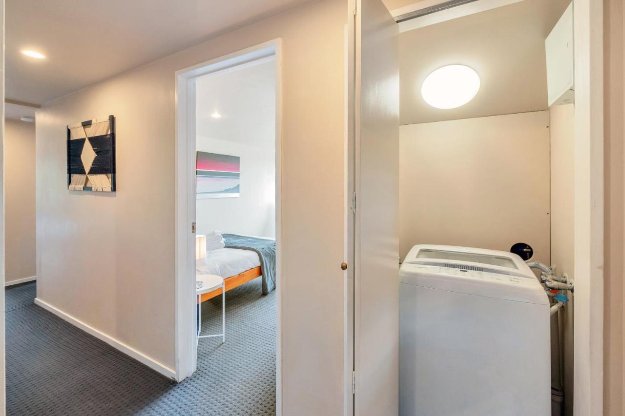 Sunny Side Getaway With Parking And Aircon Villa Auckland Exteriör bild